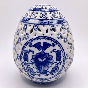 Bombay Company Ceramic Blue and White Floral Pattern Egg - Vintage